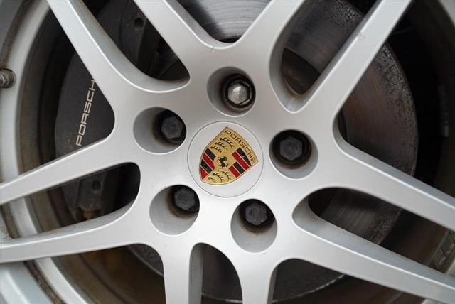used 2018 Porsche Macan car, priced at $19,996