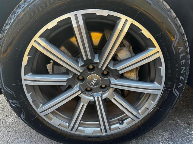 used 2017 Audi Q7 car, priced at $12,996