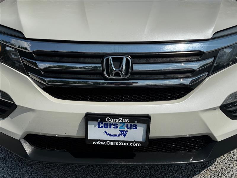 used 2017 Honda Pilot car, priced at $14,896