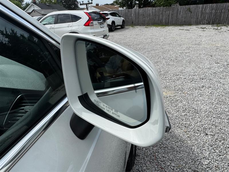 used 2018 Volvo XC90 car, priced at $14,996