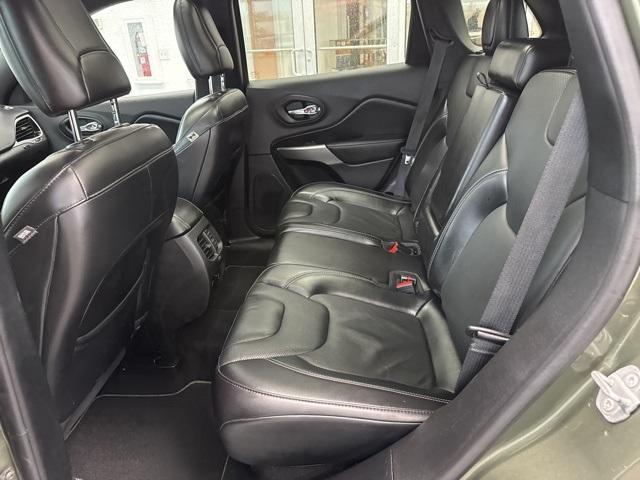 used 2021 Jeep Cherokee car, priced at $17,995