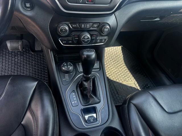 used 2020 Jeep Cherokee car, priced at $17,995