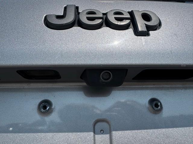 used 2020 Jeep Cherokee car, priced at $17,995