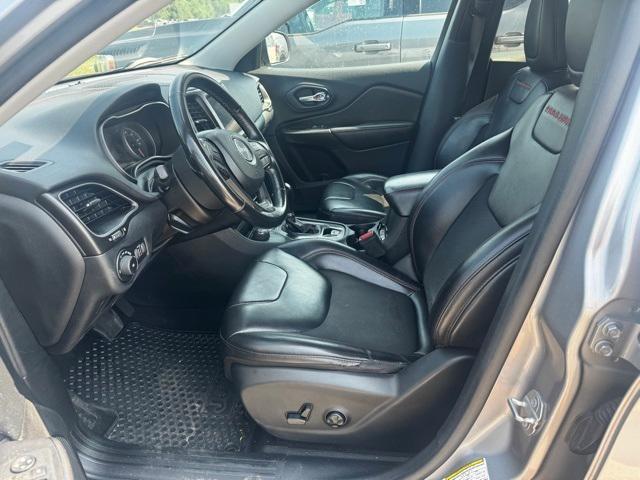 used 2020 Jeep Cherokee car, priced at $17,995