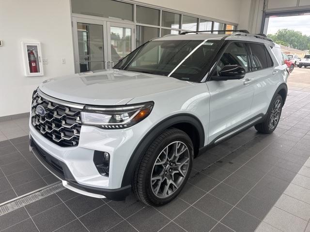 new 2025 Ford Explorer car, priced at $57,065