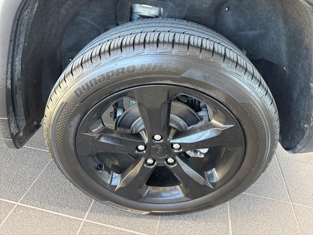 used 2022 Jeep Grand Cherokee car, priced at $26,995