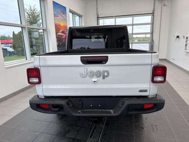 used 2021 Jeep Gladiator car, priced at $30,195