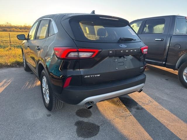 used 2023 Ford Escape car, priced at $24,995