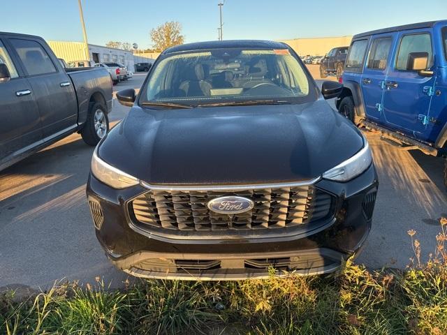 used 2023 Ford Escape car, priced at $24,995