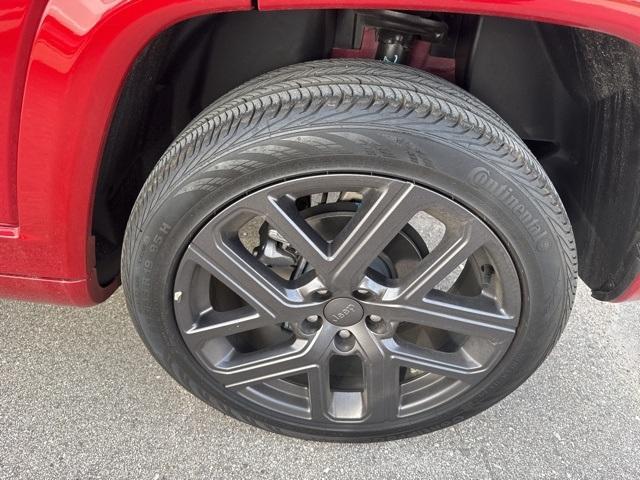 used 2024 Jeep Compass car, priced at $26,195