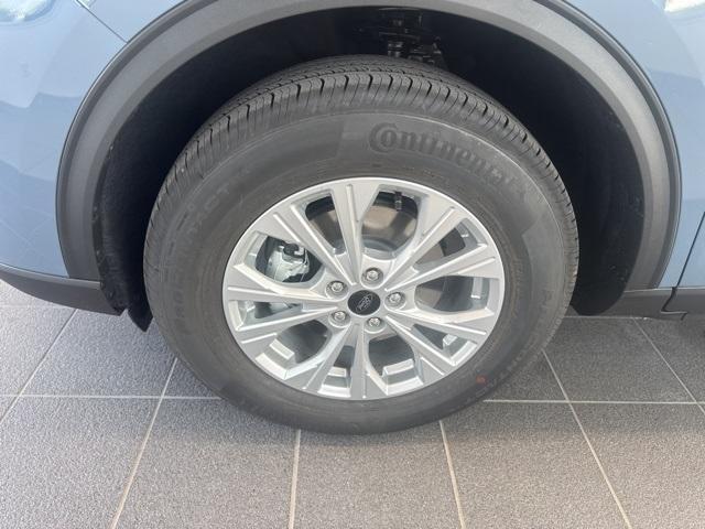 new 2025 Ford Escape car, priced at $32,088