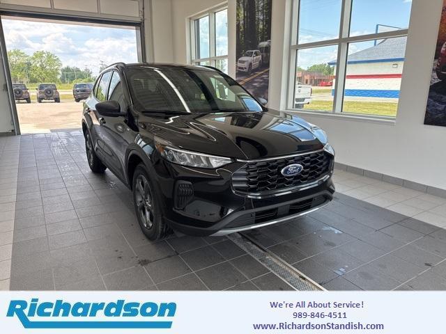 new 2025 Ford Escape car, priced at $34,200