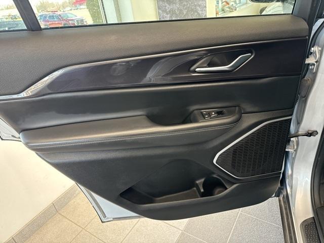 used 2022 Jeep Grand Cherokee L car, priced at $28,495