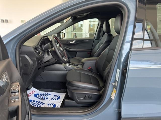 new 2025 Ford Escape car, priced at $31,350