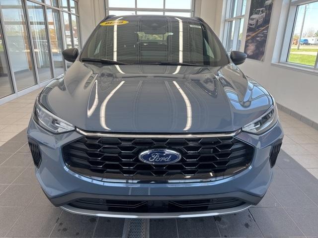 new 2025 Ford Escape car, priced at $31,350