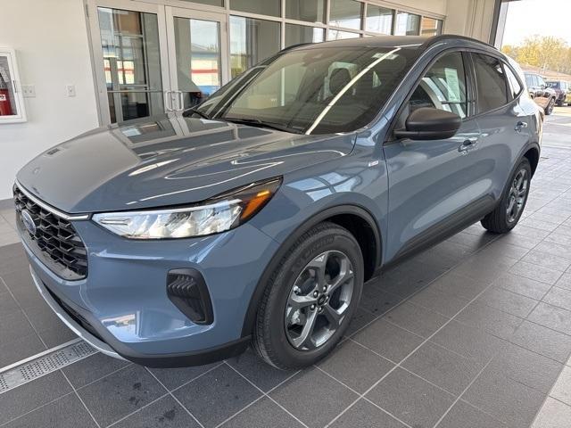 new 2025 Ford Escape car, priced at $31,350