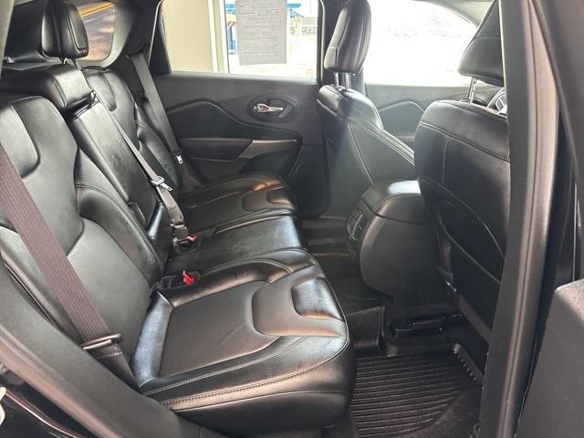 used 2022 Jeep Cherokee car, priced at $25,895