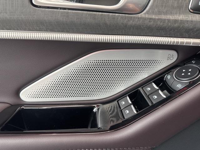 new 2025 Ford Explorer car, priced at $53,226
