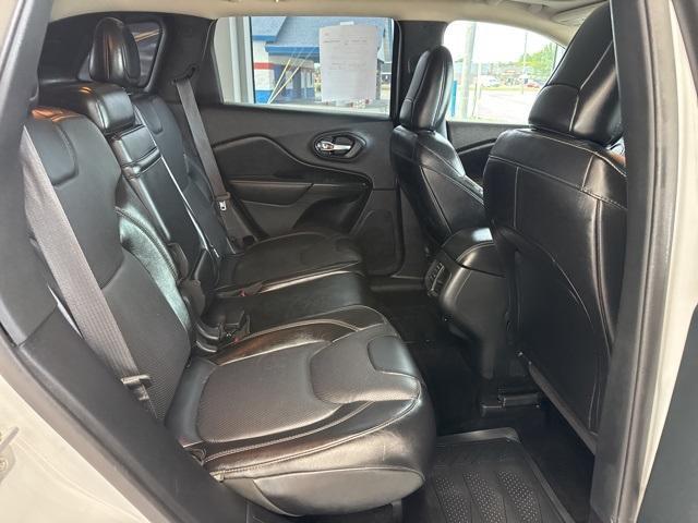 used 2014 Jeep Cherokee car, priced at $10,195
