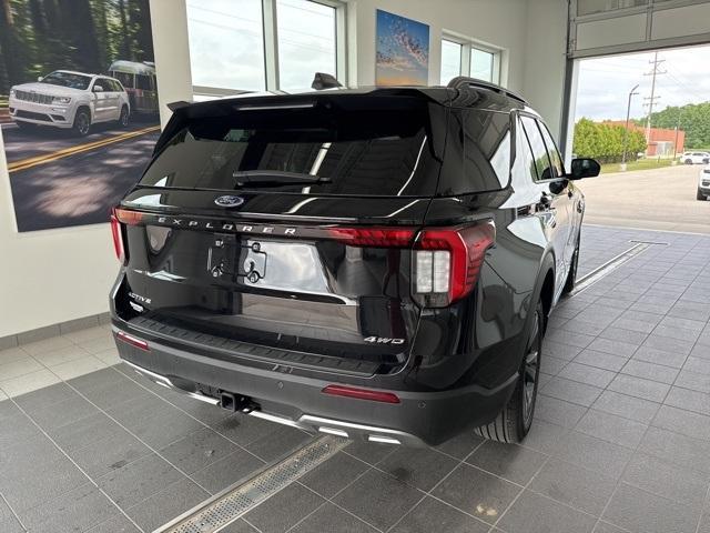new 2025 Ford Explorer car, priced at $44,958