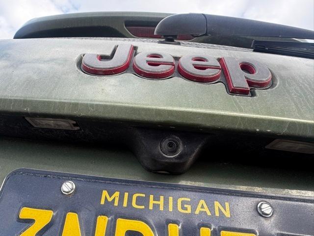 used 2019 Jeep Grand Cherokee car, priced at $17,495