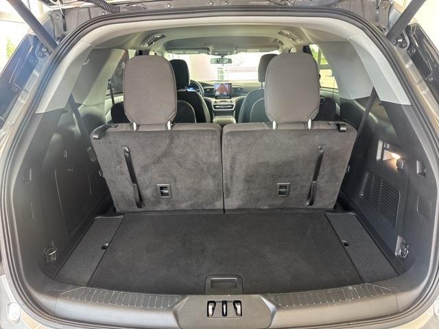 used 2022 Ford Explorer car, priced at $30,395