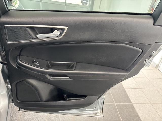 used 2024 Ford Edge car, priced at $28,556
