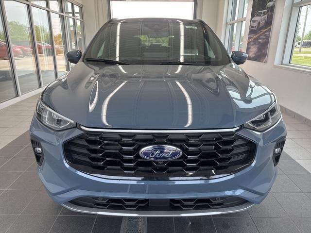 new 2025 Ford Escape car, priced at $43,655