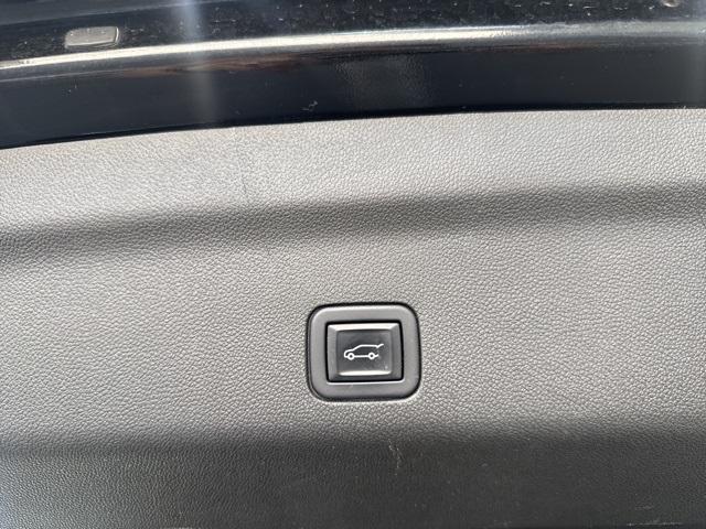 used 2022 Cadillac Escalade car, priced at $61,295