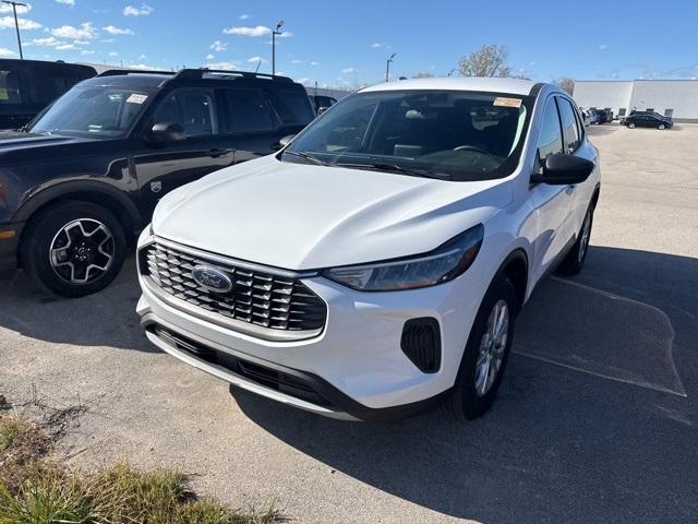 used 2023 Ford Escape car, priced at $24,995