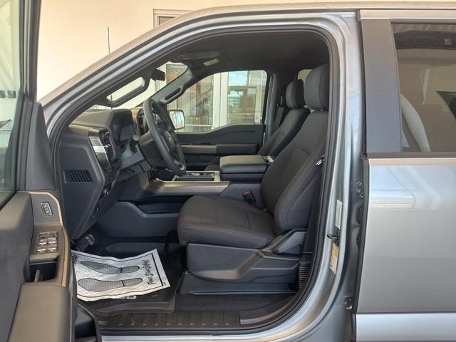 new 2025 Ford F-150 car, priced at $50,739