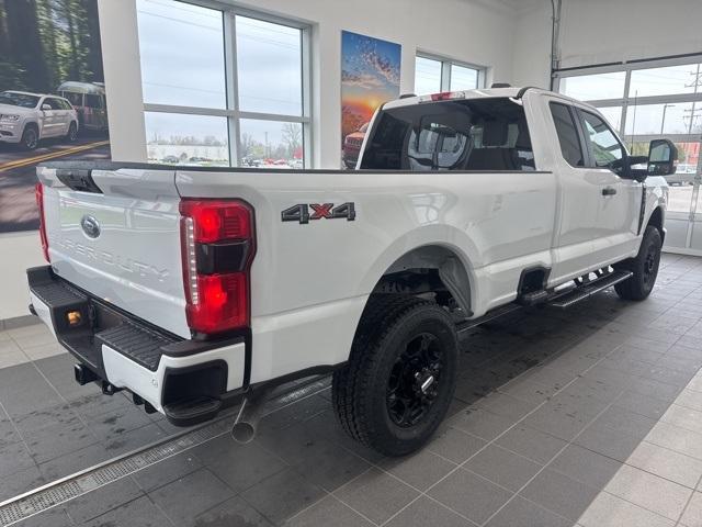 new 2025 Ford F-350 car, priced at $55,683