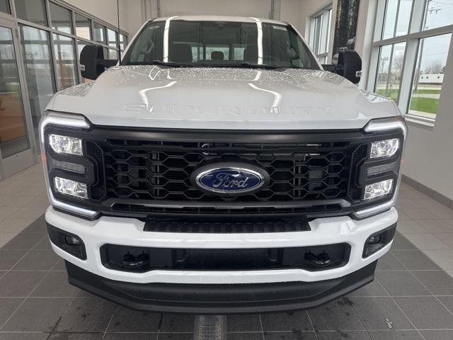 new 2025 Ford F-350 car, priced at $55,683
