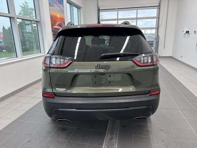 used 2021 Jeep Cherokee car, priced at $17,195