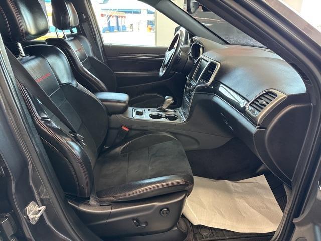 used 2017 Jeep Grand Cherokee car, priced at $19,395