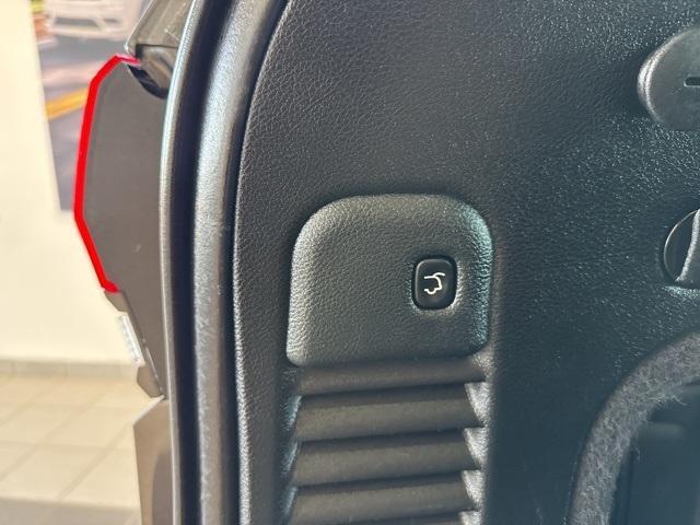 used 2017 Jeep Grand Cherokee car, priced at $19,395