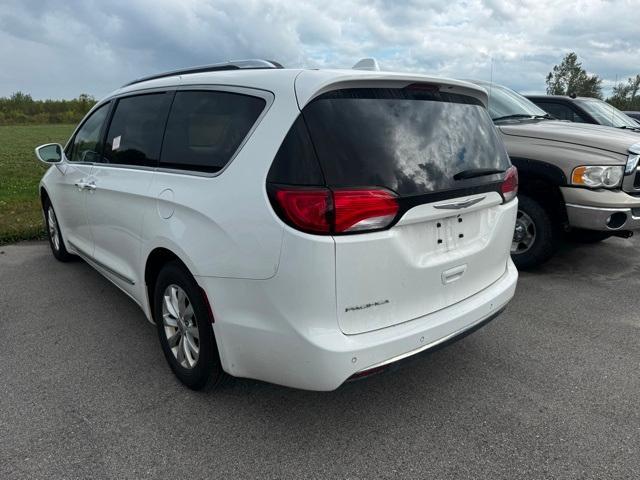 used 2018 Chrysler Pacifica car, priced at $15,795