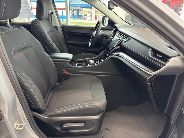 used 2023 Jeep Grand Cherokee car, priced at $27,195