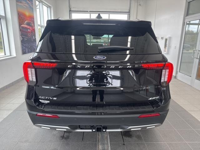 new 2025 Ford Explorer car, priced at $44,703
