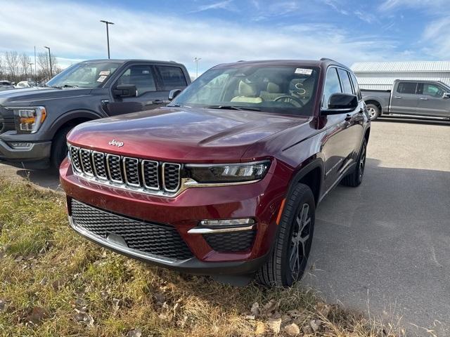 used 2024 Jeep Grand Cherokee car, priced at $36,595