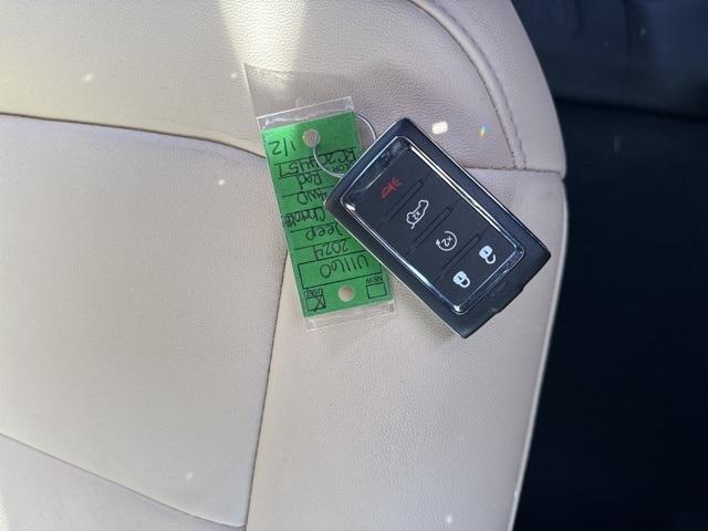 used 2024 Jeep Grand Cherokee car, priced at $36,595