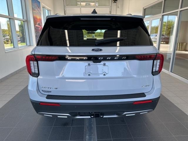 new 2025 Ford Explorer car, priced at $45,900