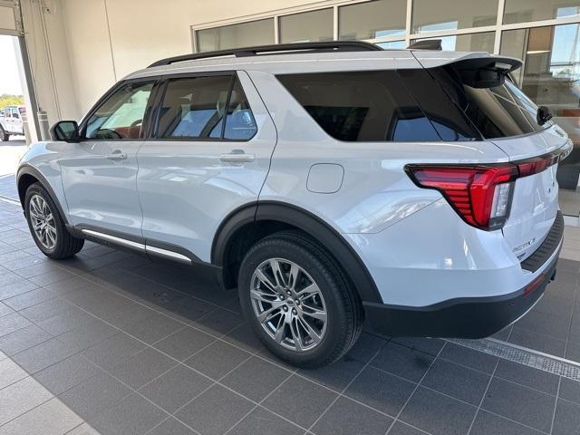 new 2025 Ford Explorer car, priced at $45,900