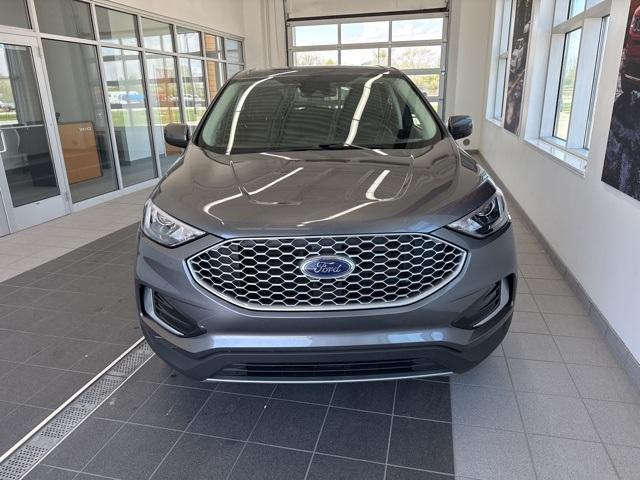 used 2024 Ford Edge car, priced at $28,481