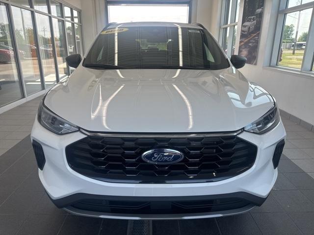 new 2025 Ford Escape car, priced at $33,527
