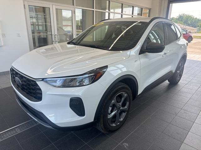 new 2025 Ford Escape car, priced at $33,527
