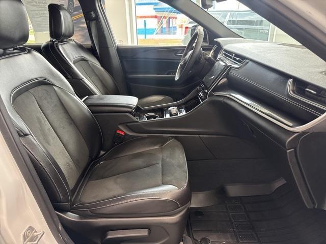 used 2023 Jeep Grand Cherokee L car, priced at $30,572