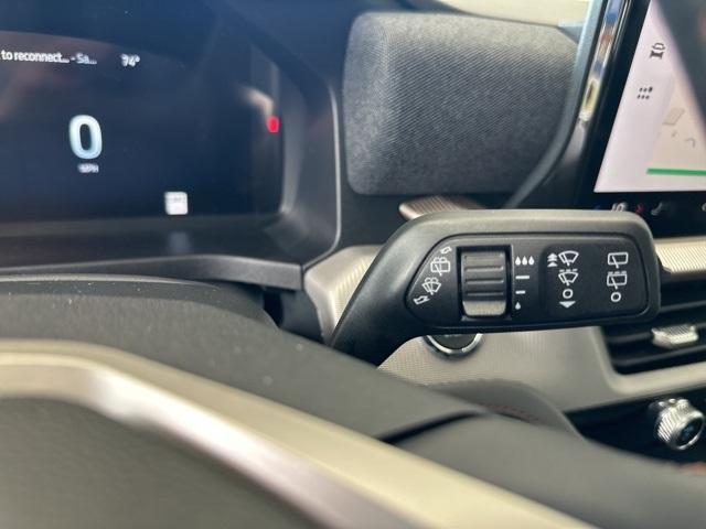 new 2025 Ford Explorer car, priced at $40,721
