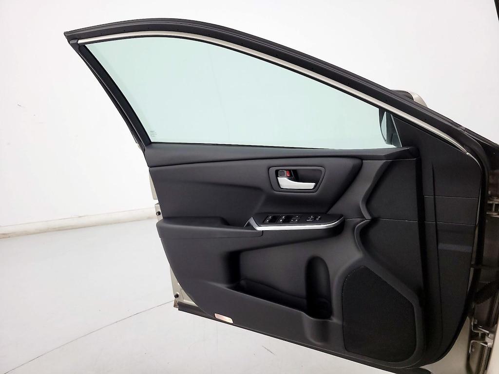 used 2017 Toyota Camry Hybrid car, priced at $15,998