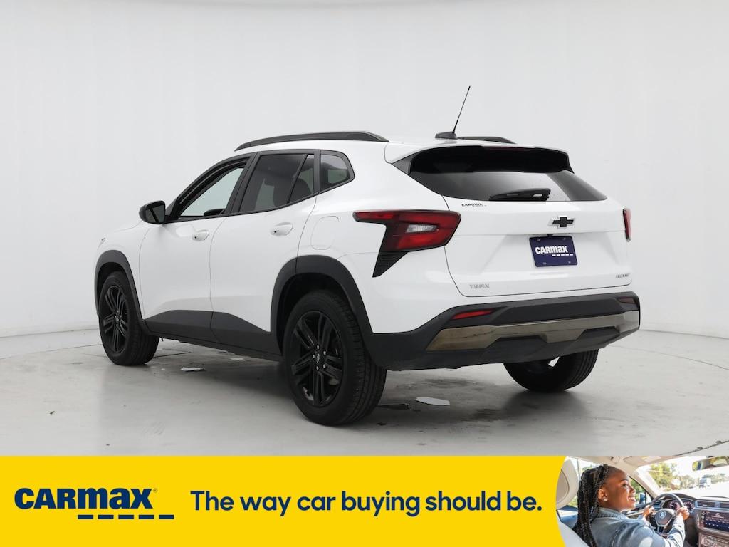 used 2024 Chevrolet Trax car, priced at $22,998